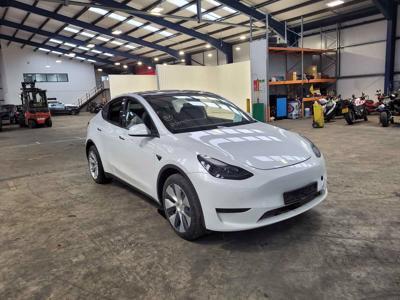 Image for a Tesla Model Y 2022 5 Door Mpv Breaking