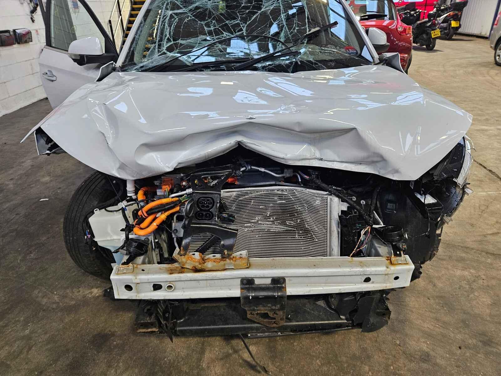 View Auto part Mg Zs 2023 5 Door Hatchback Breaking