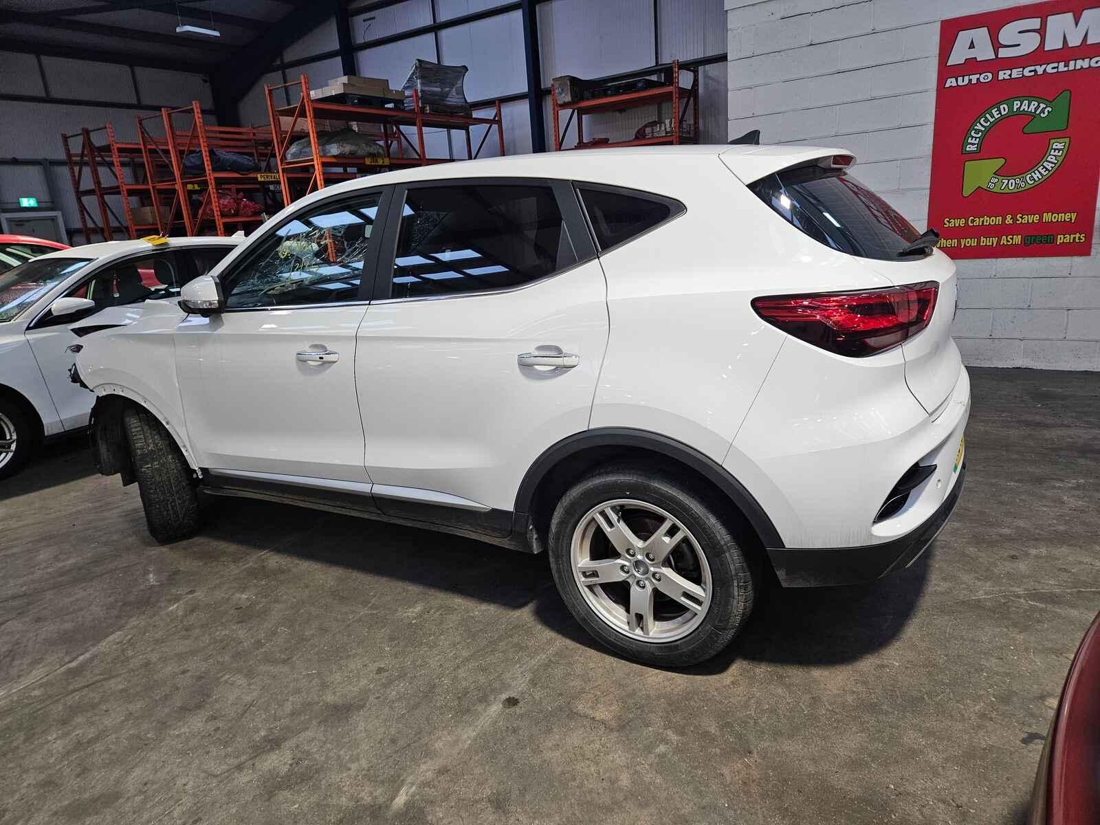 View Auto part Mg Zs 2023 5 Door Hatchback Breaking