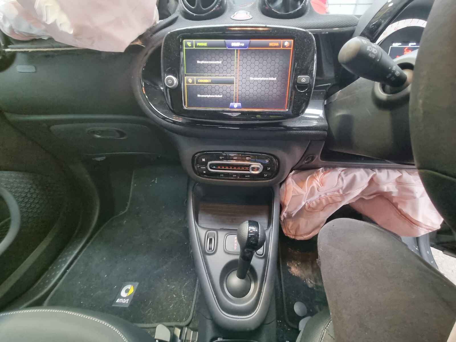 Smart Fortwo; Smartcar 2024 2 Door Coupe Breaking View Auto part Smart Fortwo; Smartcar 2024 2 Door Coupe Breaking