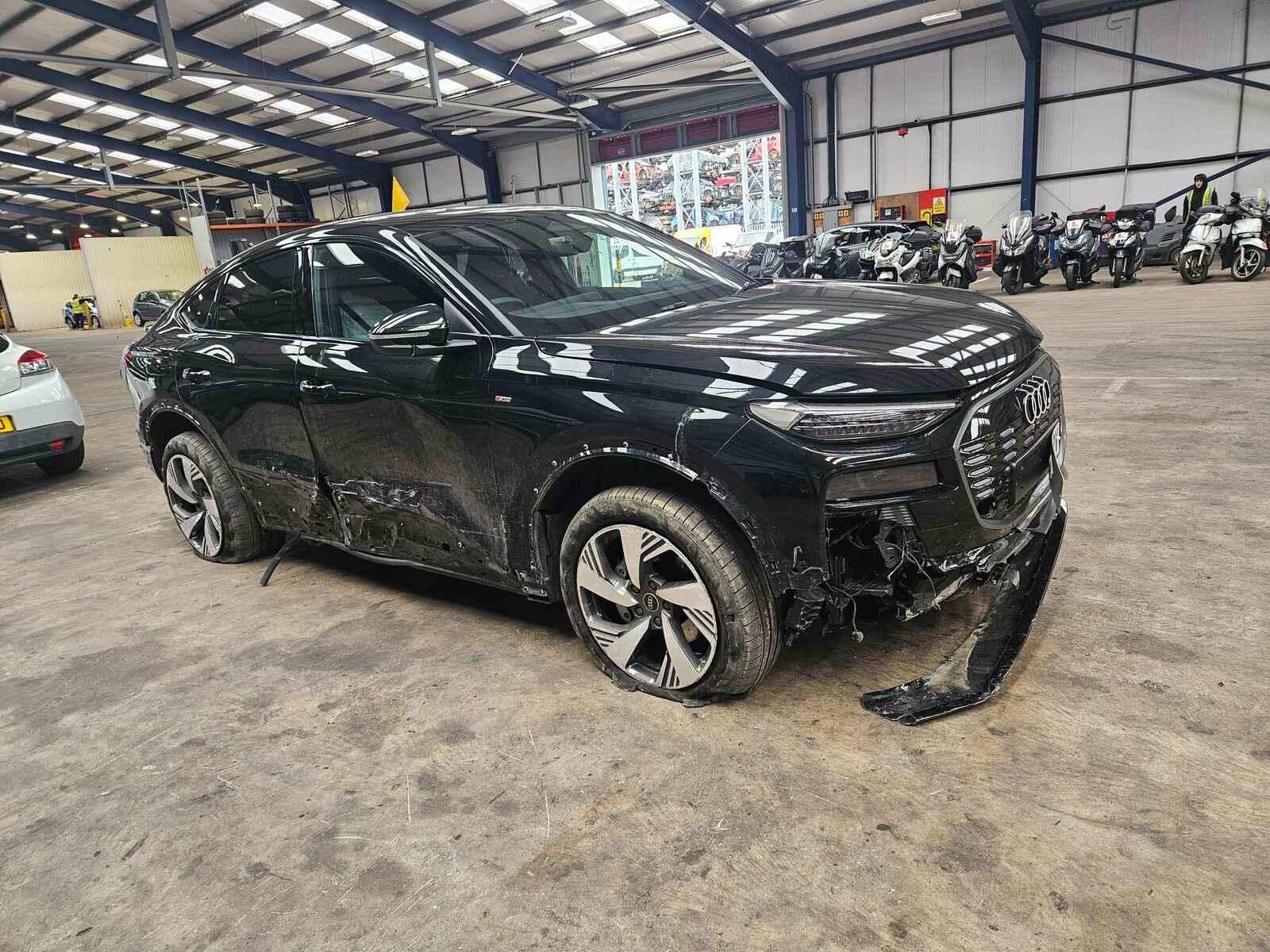 Image for a Audi Q6 E-tron 2025 5 Door Saloon 5 Door Breaking