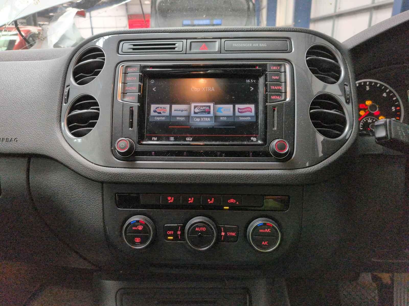Volkswagen Tiguan 2016 5 Door Estate Breaking View Auto part Volkswagen Tiguan 2016 5 Door Estate Breaking