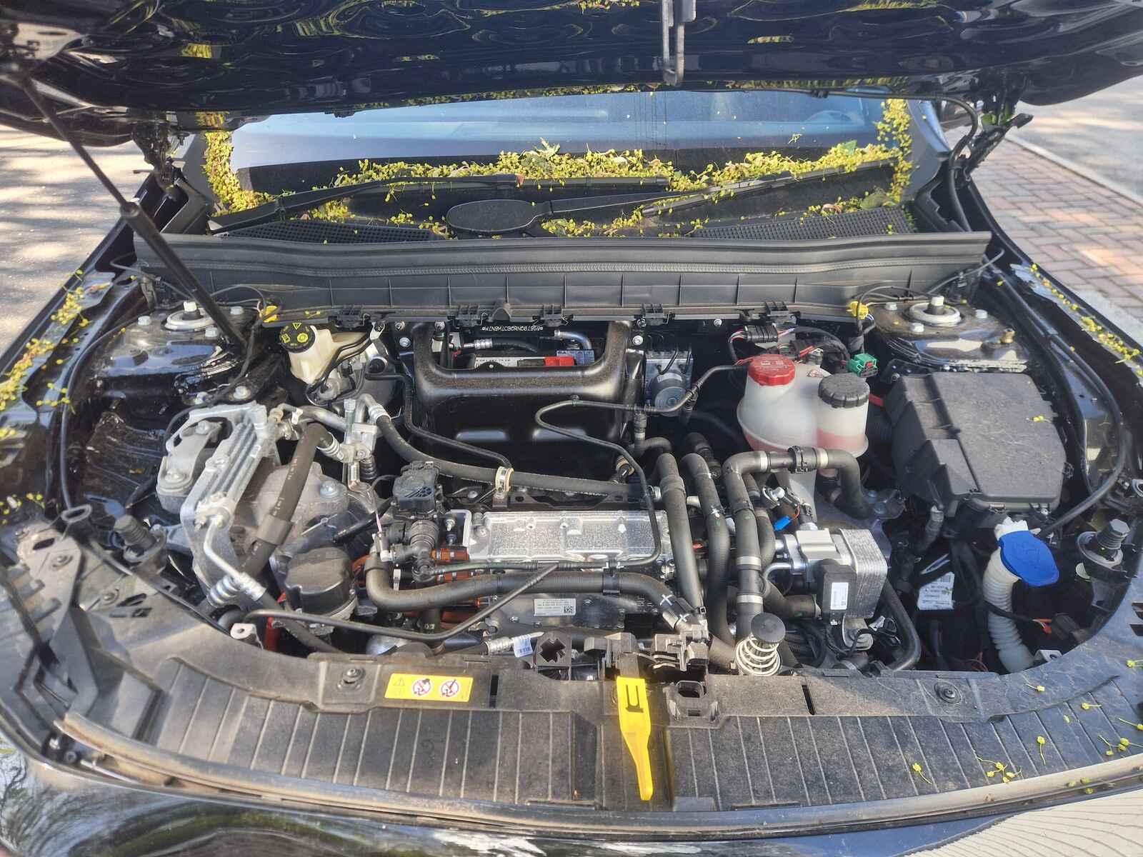 Mercedes Eqb 2024 5 Door Estate Breaking View Auto part Mercedes Eqb 2024 5 Door Estate Breaking