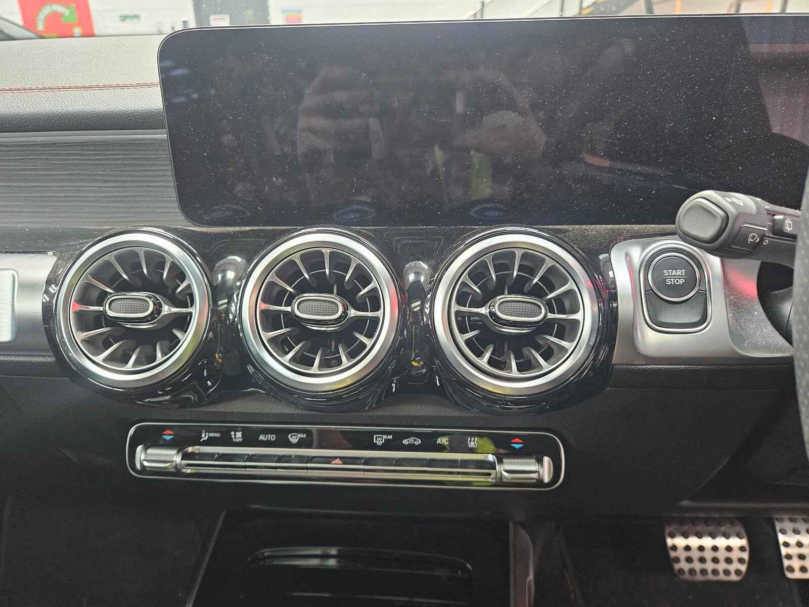 Mercedes Eqb 2024 5 Door Estate Breaking View Auto part Mercedes Eqb 2024 5 Door Estate Breaking