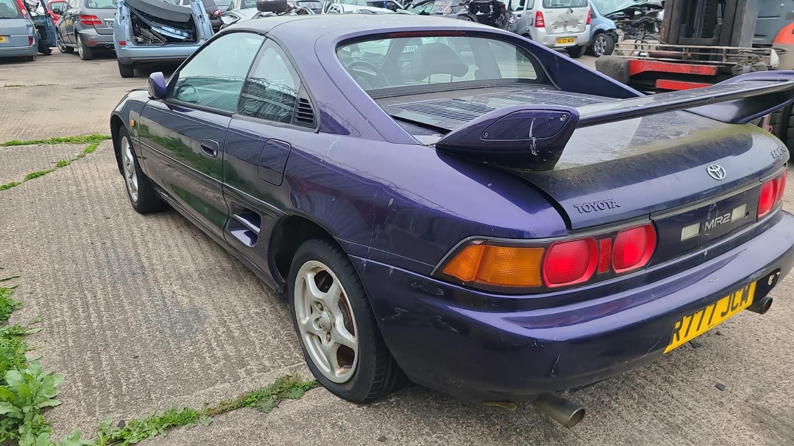 Toyota Mr2 1998 2 Door Coupe Breaking View Auto part Toyota Mr2 1998 2 Door Coupe Breaking
