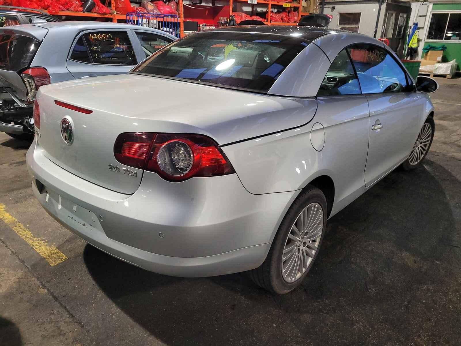 Volkswagen Eos 2007 2 Door Convertible Breaking View Auto part Volkswagen Eos 2007 2 Door Convertible Breaking