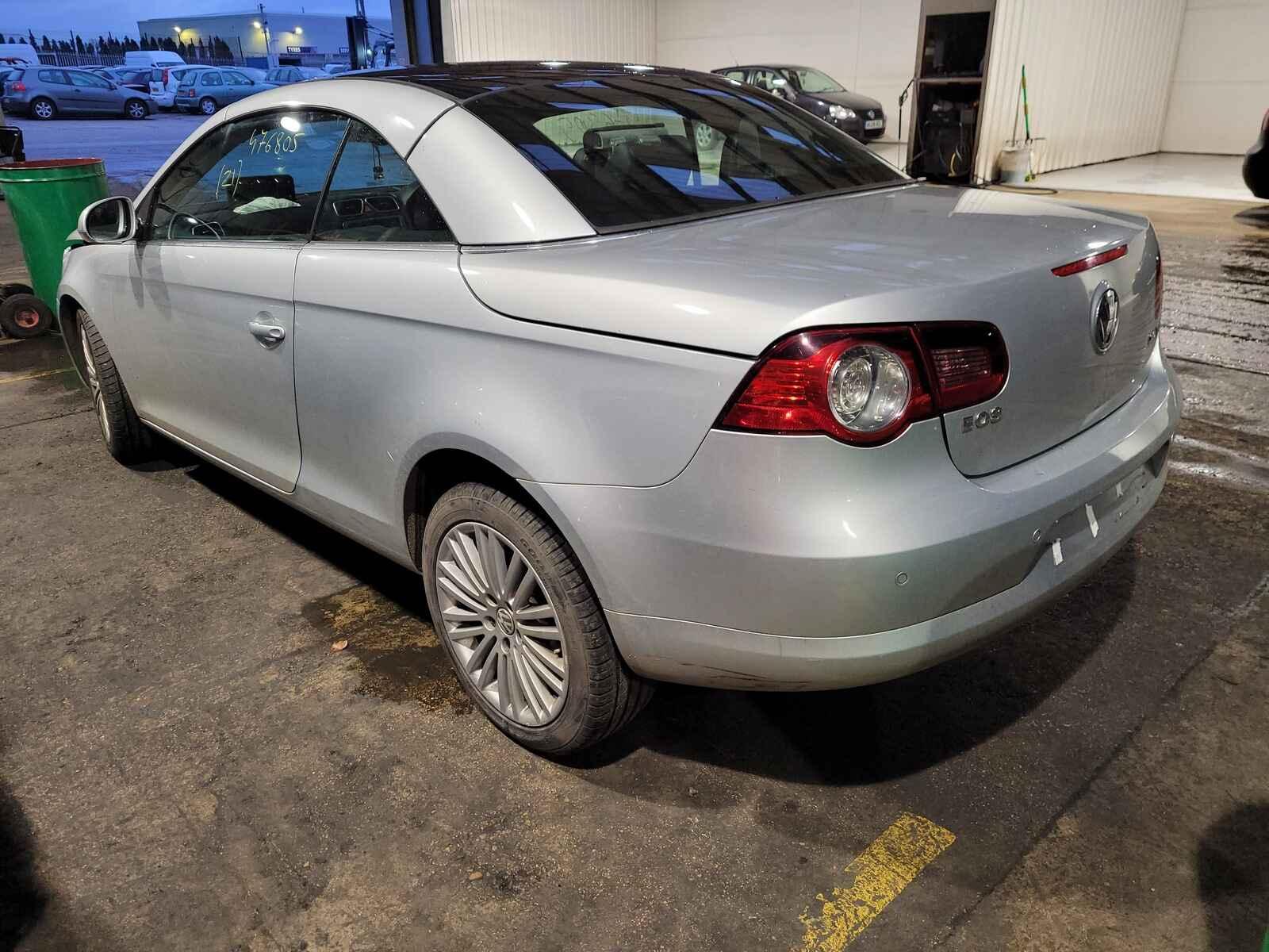 Volkswagen Eos 2007 2 Door Convertible Breaking View Auto part Volkswagen Eos 2007 2 Door Convertible Breaking