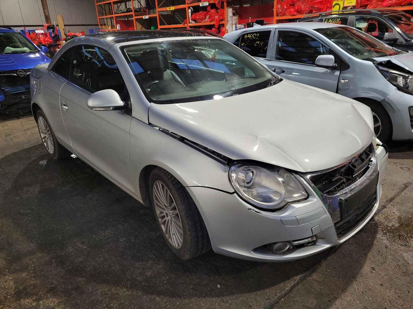 Image for a Volkswagen Eos 2007 2 Door Convertible Breaking