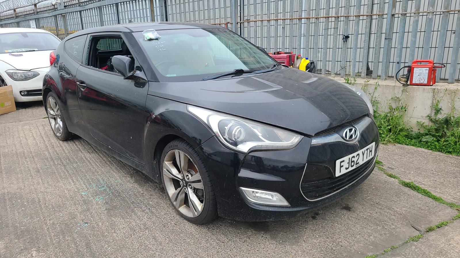 Image for a Hyundai Veloster 2013 Unknown Hatchback Breaking