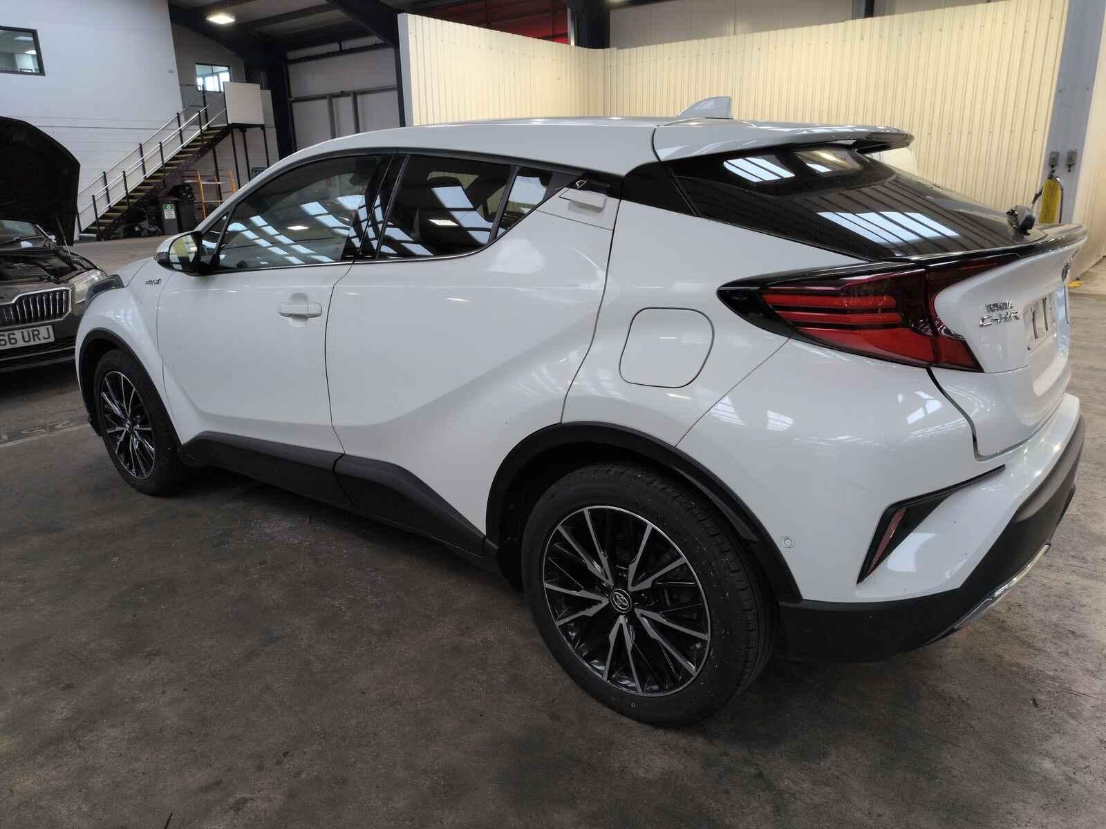 Toyota C-hr 2020 5 Door Hatchback Breaking View Auto part Toyota C-hr 2020 5 Door Hatchback Breaking