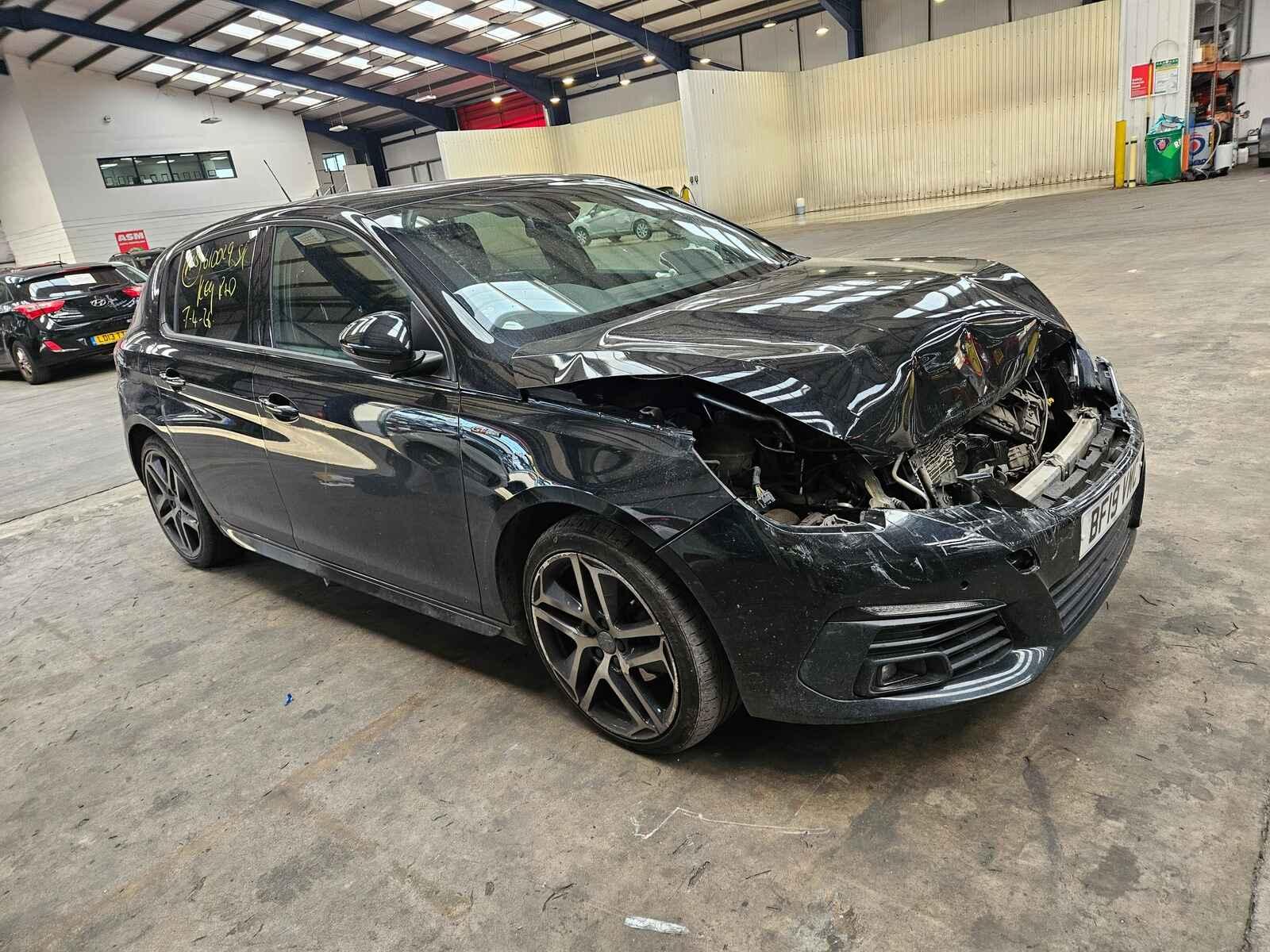 Image for a Peugeot 308 2019 5 Door Hatchback Breaking