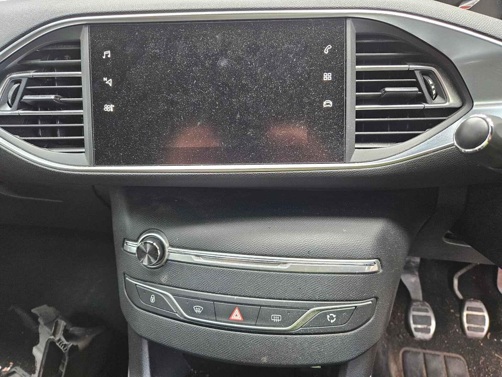 Peugeot 308 2019 5 Door Hatchback Breaking View Auto part Peugeot 308 2019 5 Door Hatchback Breaking