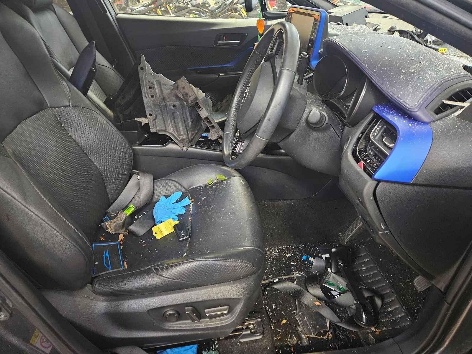 Toyota C-hr 2020 5 Door Hatchback Breaking View Auto part Toyota C-hr 2020 5 Door Hatchback Breaking