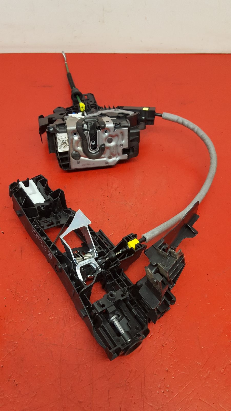View Auto part Door Lock Assembly Mercedes C Class 2017
