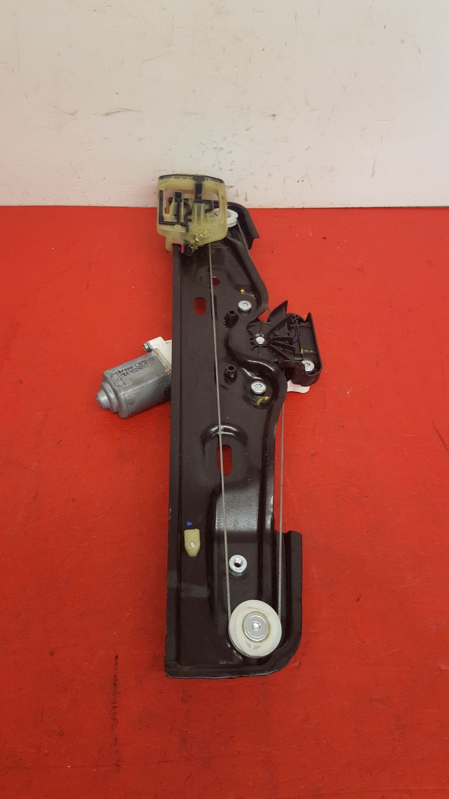 View Auto part RR Window Regulator Land Rover Discovery Sport 2017