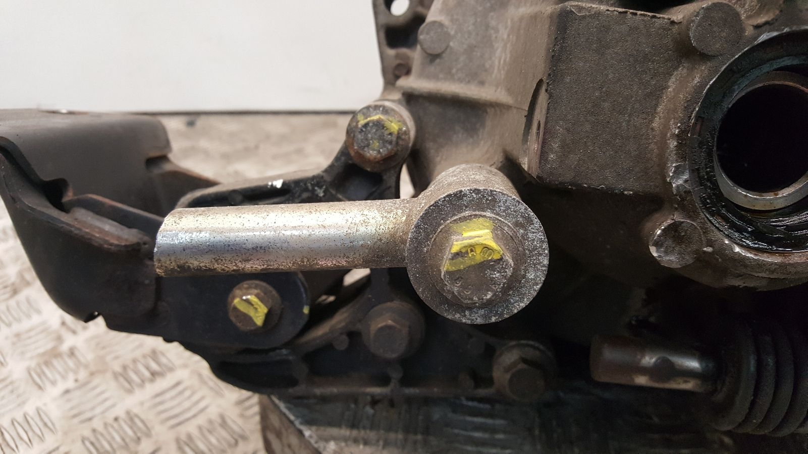 Gearbox Ka Ford 2004